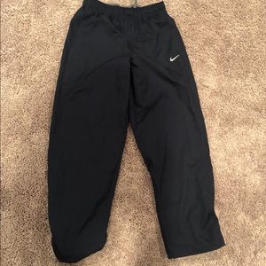 🔥 NIKE BLACK SWEATPANTS!